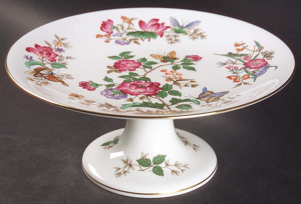 Charnwood (Bone) 9" Pedestal Cake Stand by Wedgwood-1