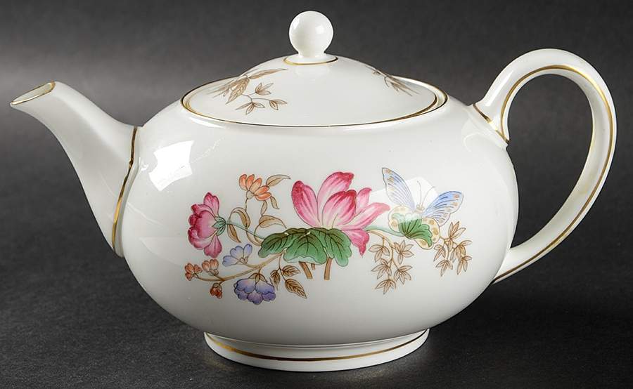 Charnwood (Bone) Mini Teapot & Lid by Wedgwood-1