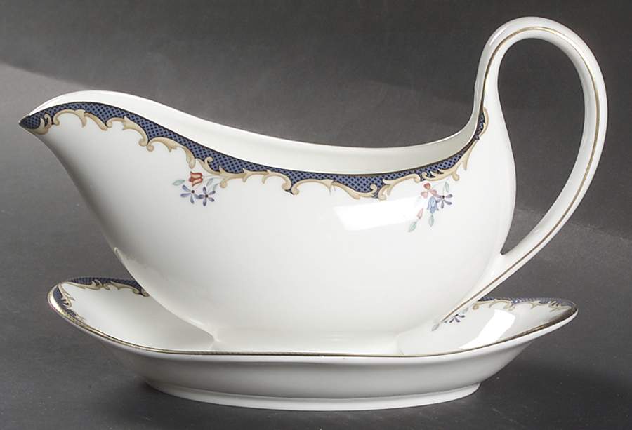 Chartley (Verge) Gravy Boat & Underplate by Wedgwood-1