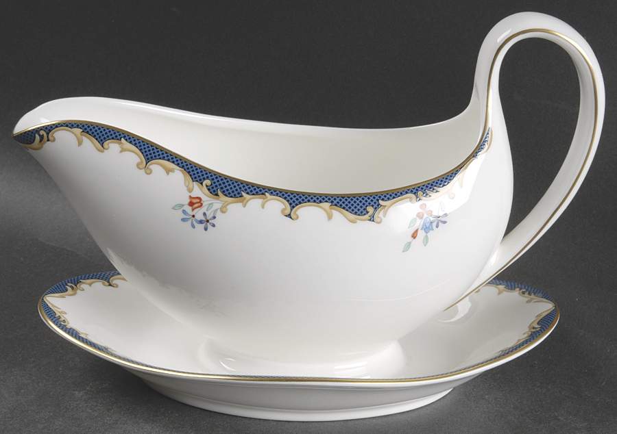 Chartley (Verge) Gravy Boat with Attached Underplate by Wedgwood-1