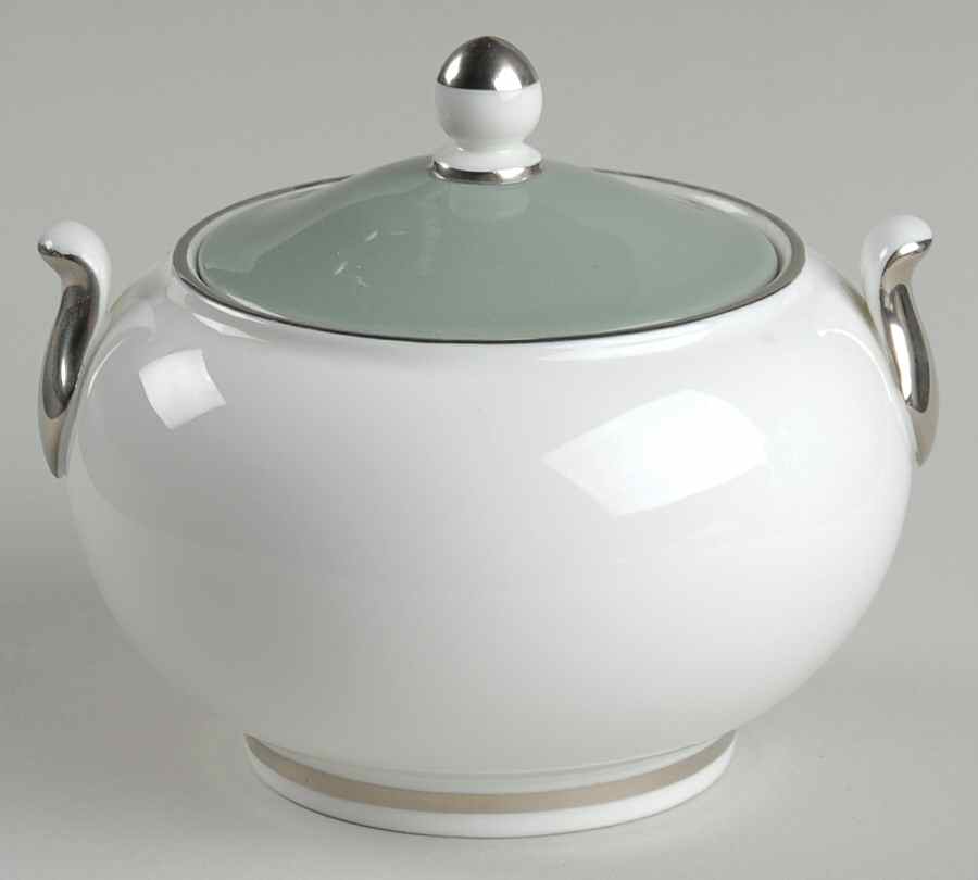 Chinese Green 146 Shape Sugar Bowl & Lid by Wedgwood-1