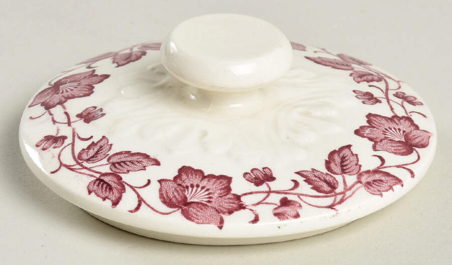 Clematis Mulberry (Corinthian) Lid for Sugar Bowl by Wedgwood-1