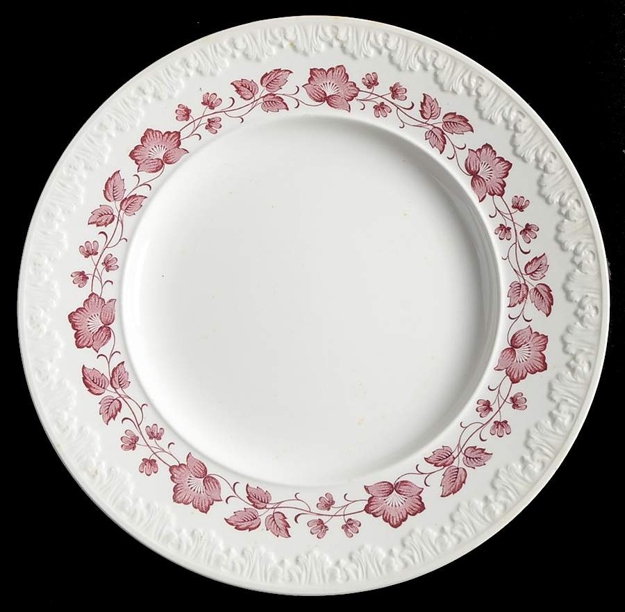 Clematis Mulberry (Corinthian) Luncheon Plate by Wedgwood-1