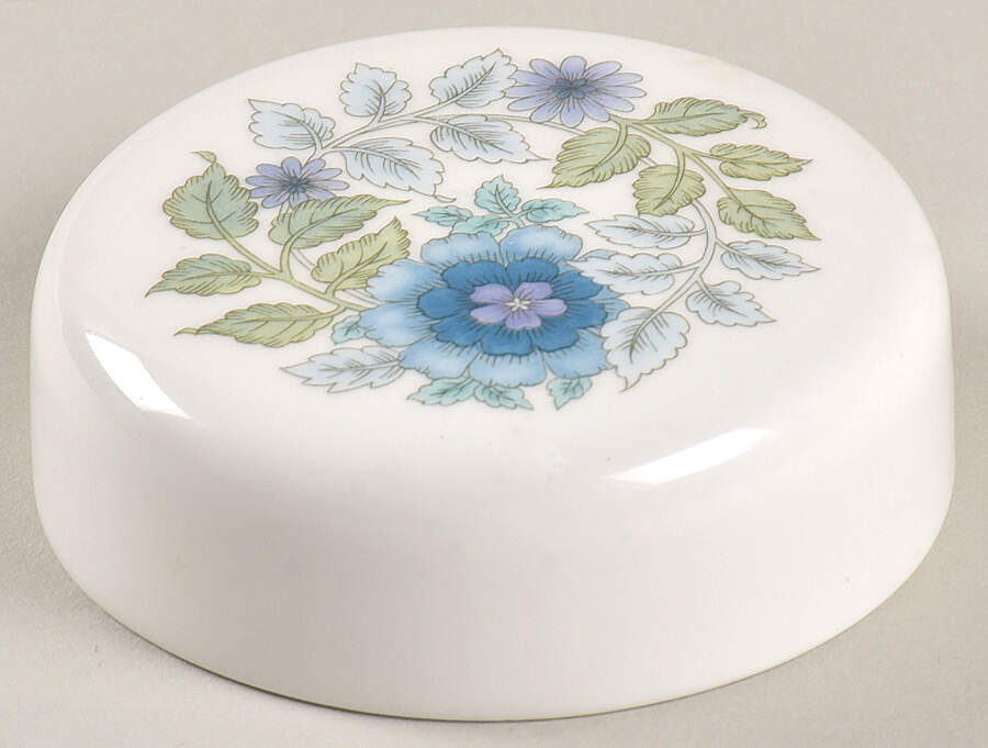 Clementine Lid for Medium Ginger Jar by Wedgwood-1