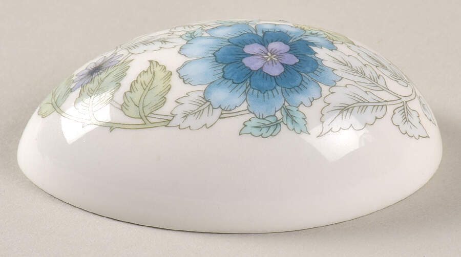 Clementine Lid for Small Egg Box by Wedgwood-1