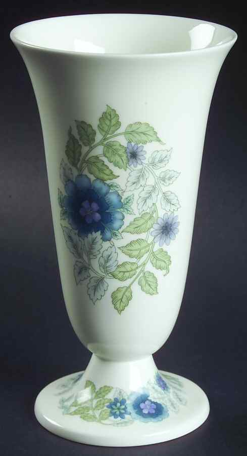 Clementine Vase by Wedgwood-1