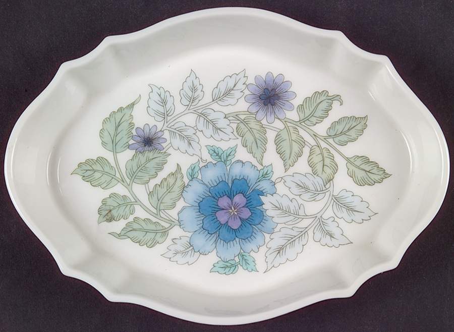 Clementine Silver Tray by Wedgwood-1