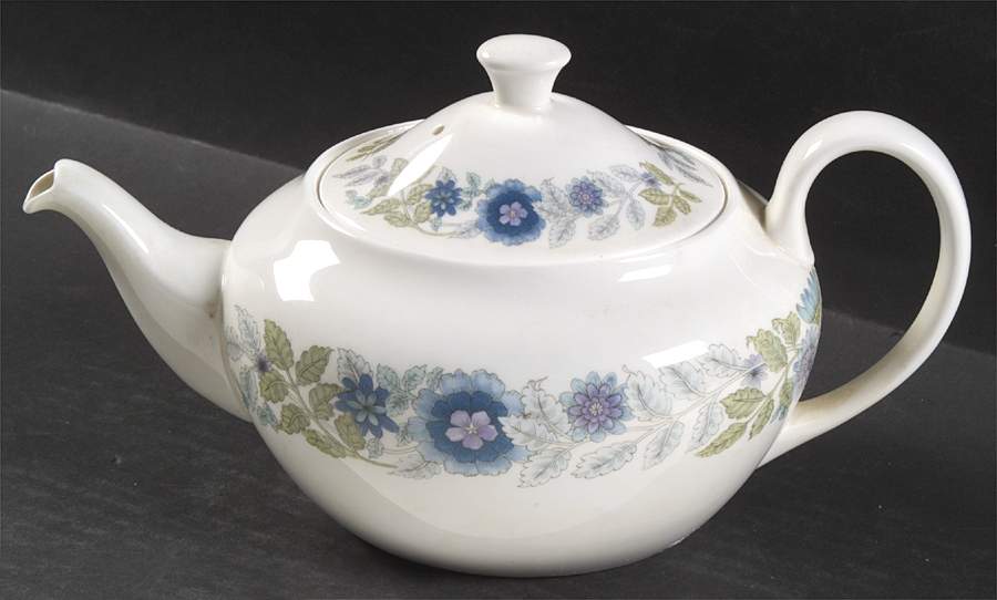Clementine Teapot & Lid by Wedgwood-1