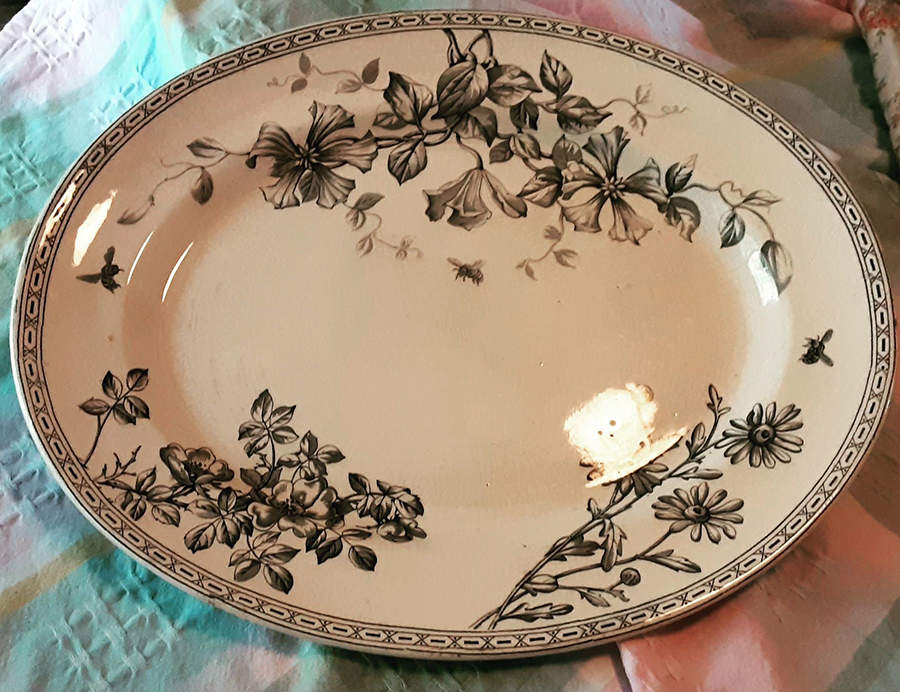 Clematis Gray 18" Oval Serving Platter by Wedgwood-1