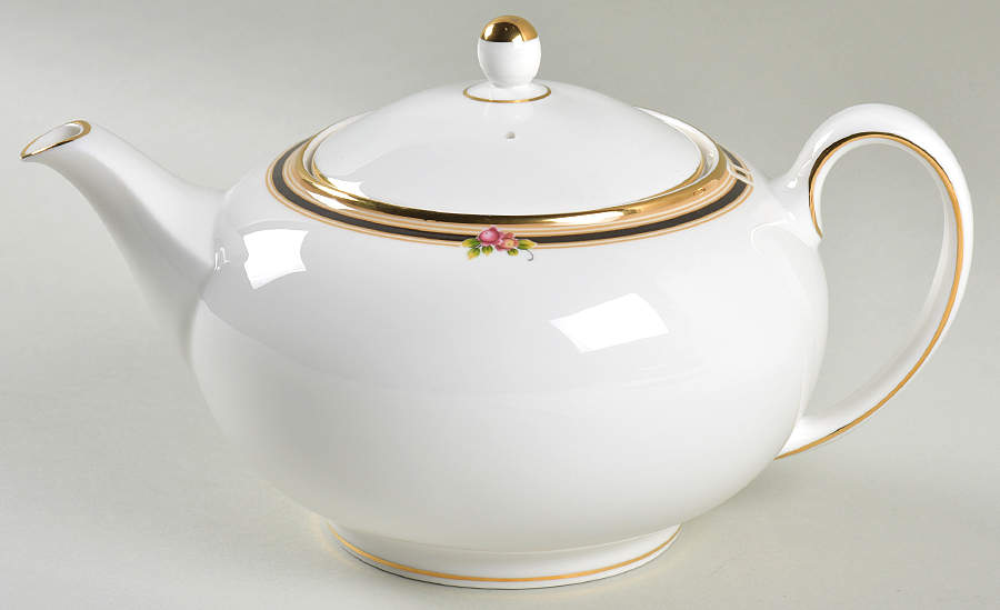 Clio Teapot & Lid by Wedgwood-1