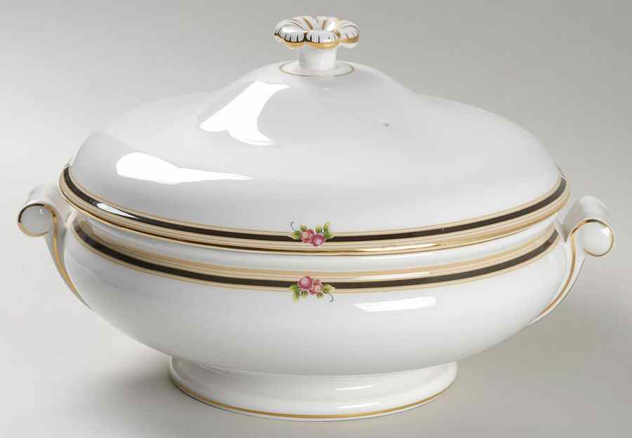 Clio Round Covered Vegetable by Wedgwood-1