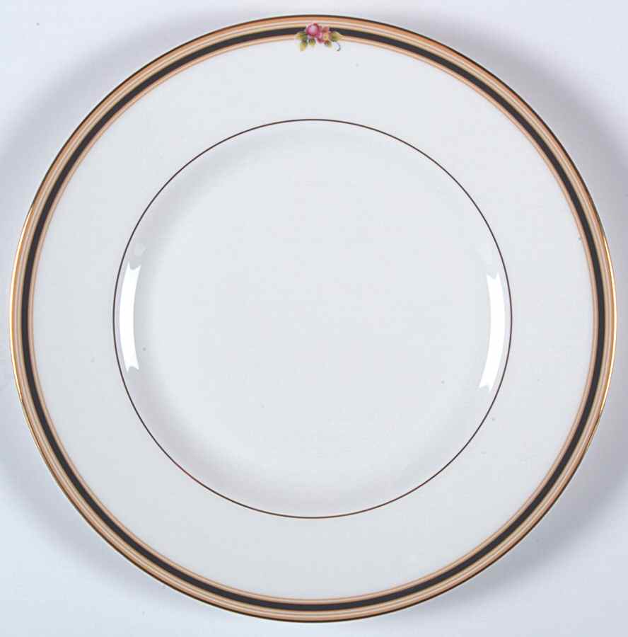 Clio Luncheon Plate by Wedgwood-1