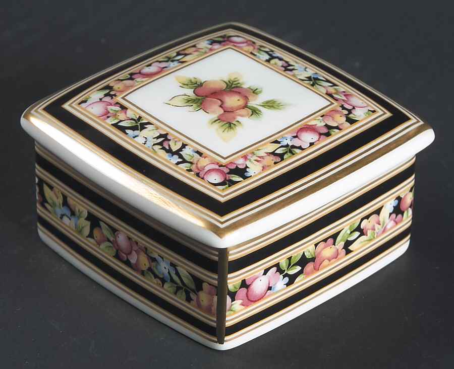 Clio Square Box with Lid by Wedgwood-1