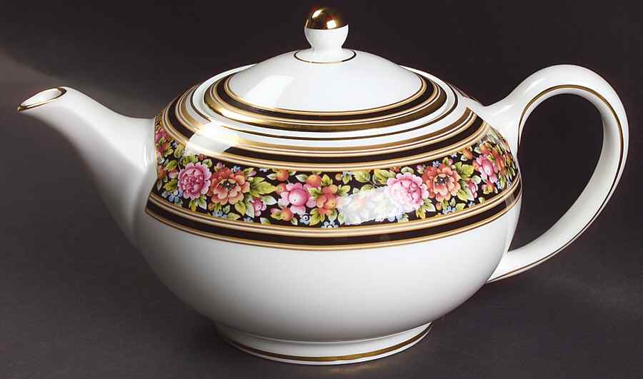 Clio Mini Teapot & Lid by Wedgwood-1