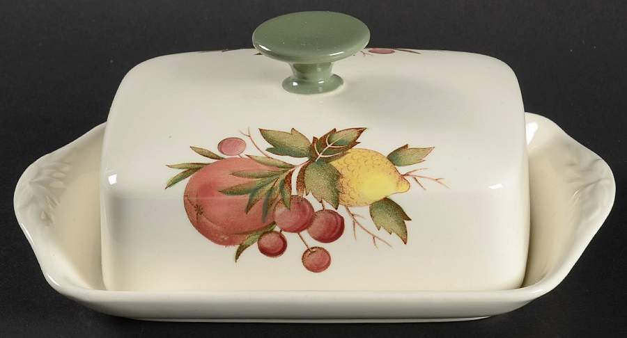 Covent Garden (Green On Edge)Tk605 Rectangular Covered Butter by Wedgwood-1