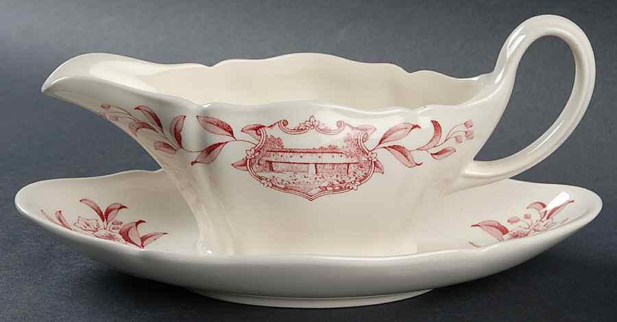 Connecticut Laurel Pink Gravy Boat with Attached Underplate by Wedgwood-1