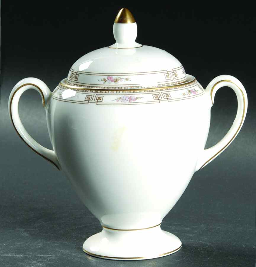 Colchester Globe Shape Sugar Bowl & Lid by Wedgwood-1
