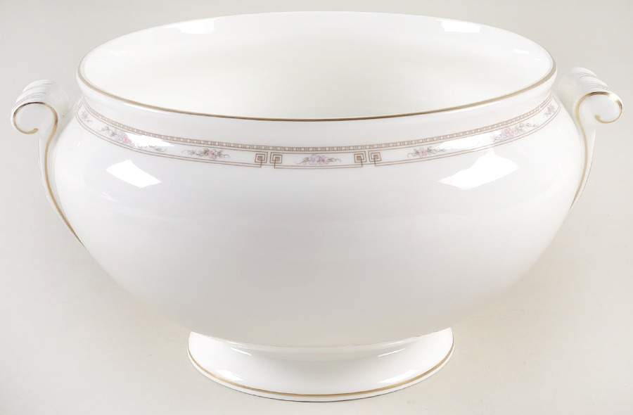 Colchester Tureen No Lid by Wedgwood-1