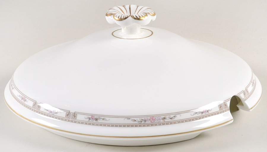 Colchester Lid for Tureen by Wedgwood-1
