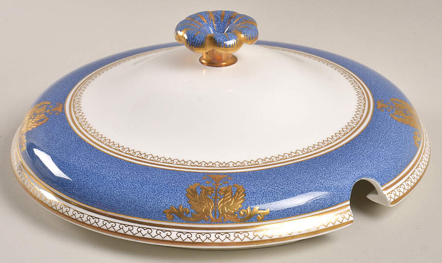 Columbia Powder Blue Rim (White Center) Lid for Tureen by Wedgwood-1