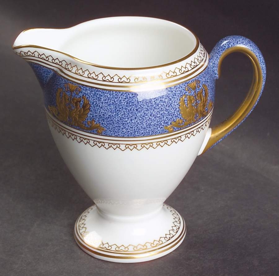 Columbia Powder Blue Rim (White Center) Globe Shape Creamer by Wedgwood-1