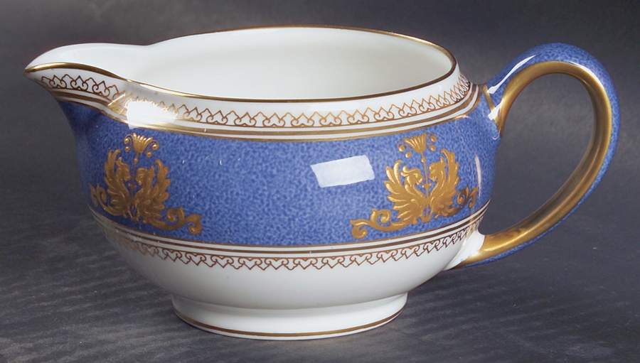 Columbia Powder Blue Rim (White Center) 146 Shape Creamer by Wedgwood-1