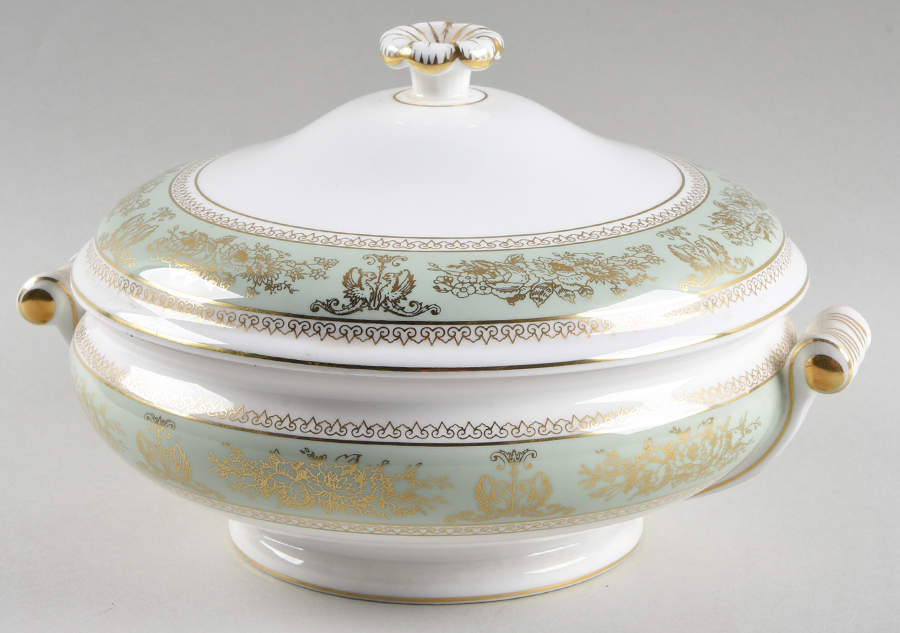 Columbia Sage Green Rim Round Covered Vegetable by Wedgwood-1