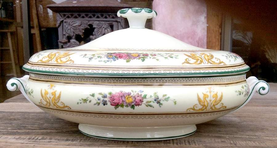 Columbia Ivory Body (Yellow Griffons) Oval Covered Vegetable by Wedgwood-1