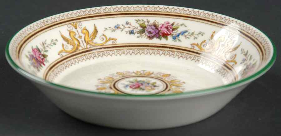 Columbia Ivory Body (Yellow Griffons) Fruit/Dessert (Sauce) Bowl by Wedgwood-1