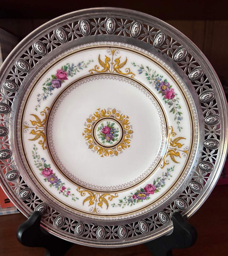 Columbia White (Center Medallion, Green Trim) Salad Plate with Sterling Rim by Wedgwood-1