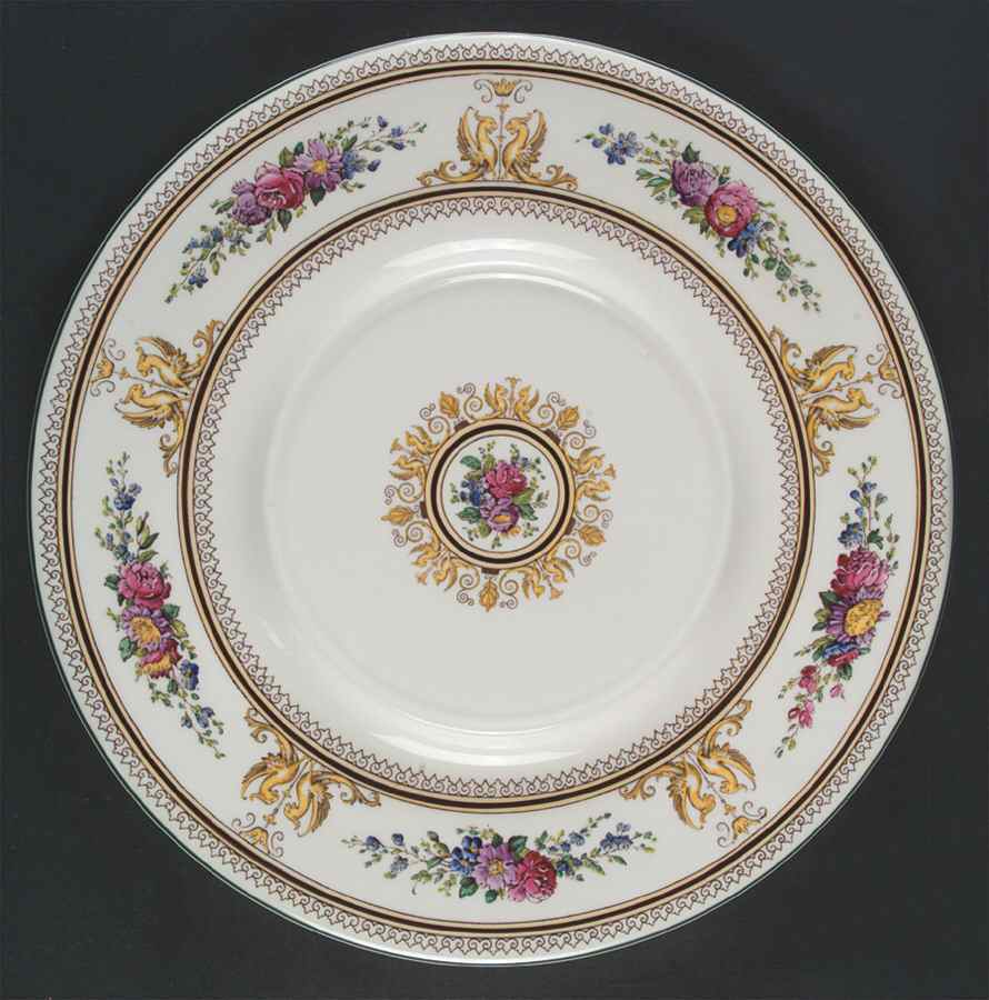 Columbia White (Center Medallion, Green Trim) Underplate for Tureen by Wedgwood-1