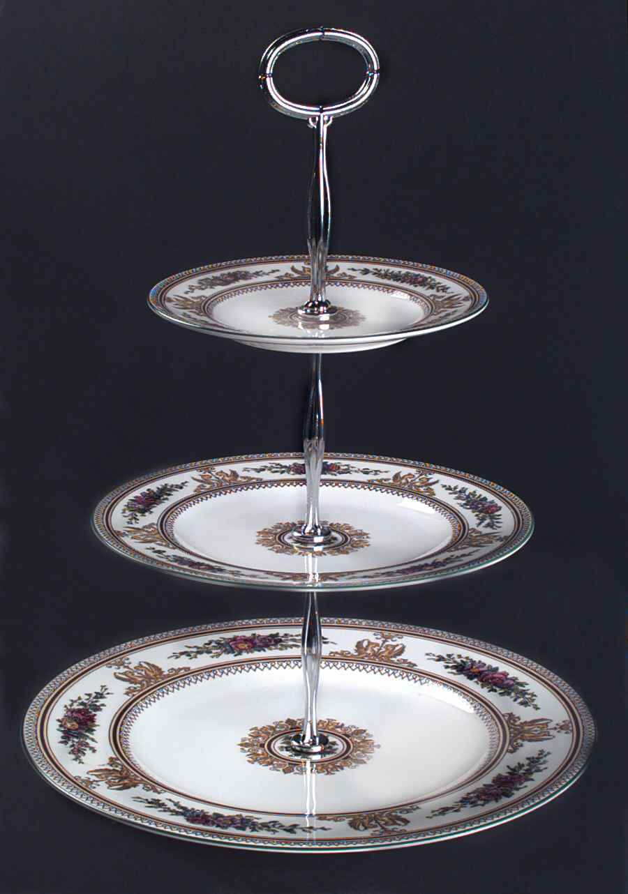 Columbia White (Center Medallion, Green Trim) 13 7/8"-14 1/4" 3-Tiered Serving Tray(DP,SP,BB) HC by Wedgwood-1
