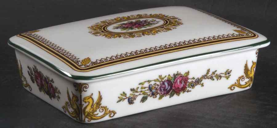 Columbia White (Center Medallion, Green Trim) Cigarette Box & Lid by Wedgwood-1