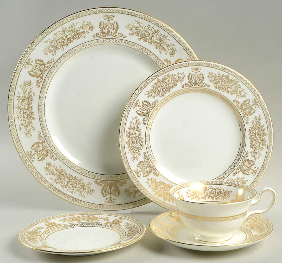 Columbia Gold (Gold Flowers, White Body) 5 Piece Place Setting by Wedgwood-1