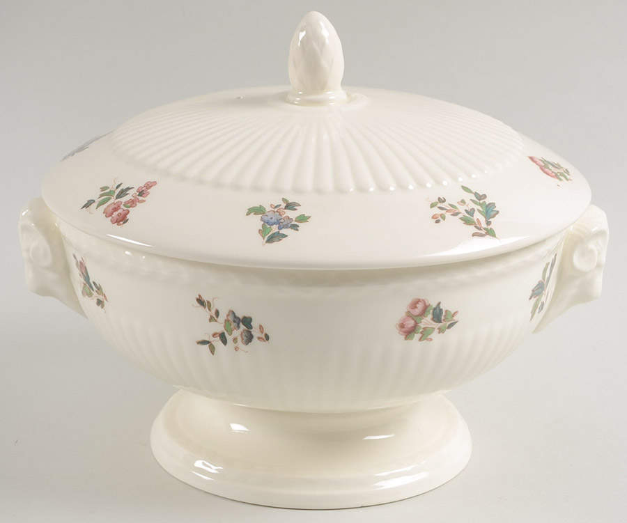 Conway Small Round Covered Vegetable by Wedgwood-1