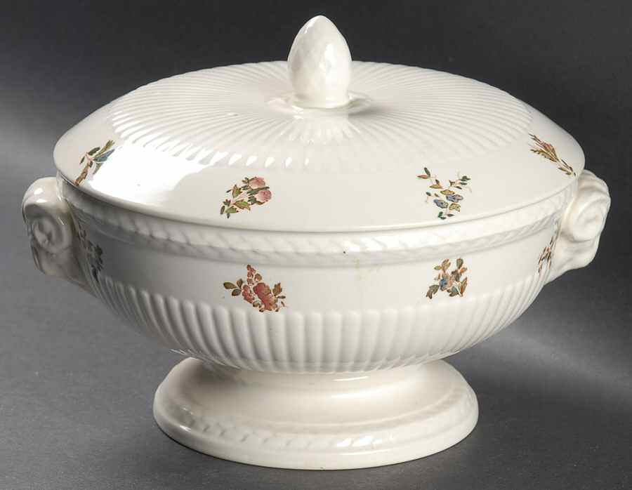 Conway Round Covered Vegetable by Wedgwood-1