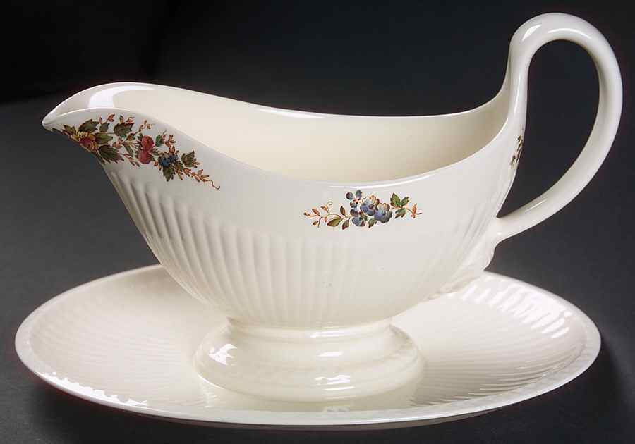 Conway Gravy Boat with Attached Underplate by Wedgwood-1
