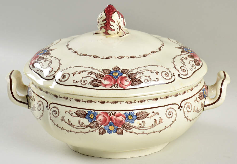 Consall Round Covered Vegetable by Wedgwood-1