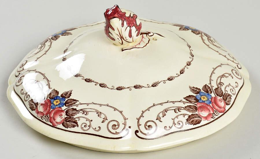 Consall Lid for Round Vegetable by Wedgwood-1