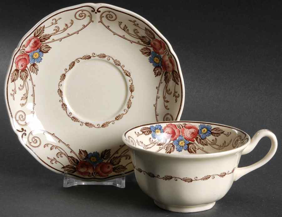 Consall Footed Cup & Saucer Set by Wedgwood-1
