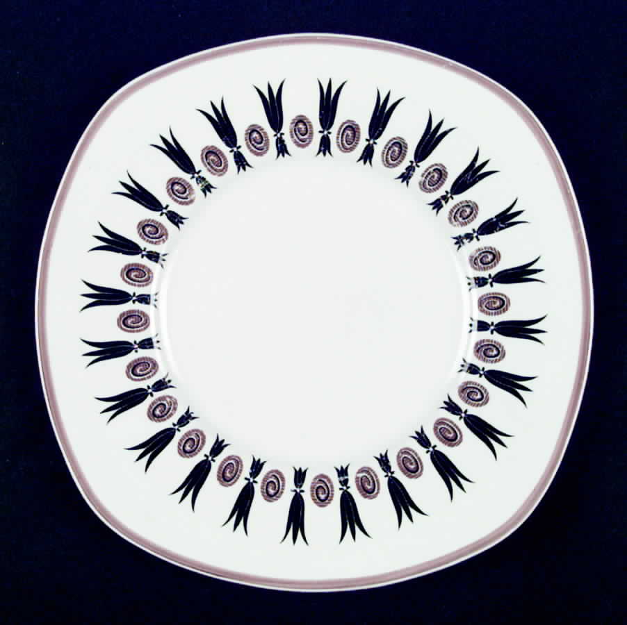 Corinthian Susie Cooper Luncheon Plate by Wedgwood-1
