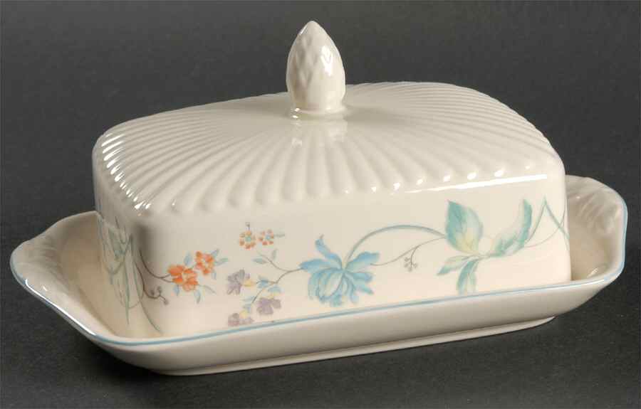 Cornflower (Blue Trim, Smooth) Square Covered Butter by Wedgwood-1