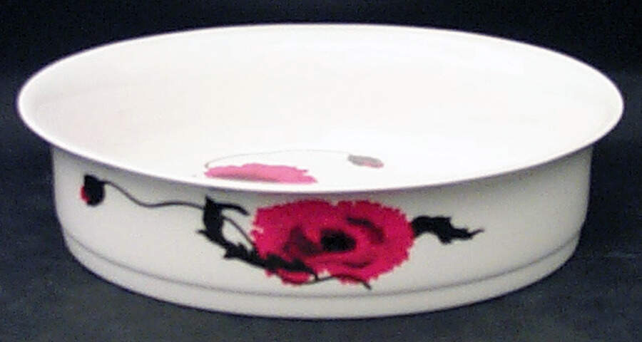 Cornpoppy (Susie Cooper) Round Vegetable No Lid by Wedgwood-1