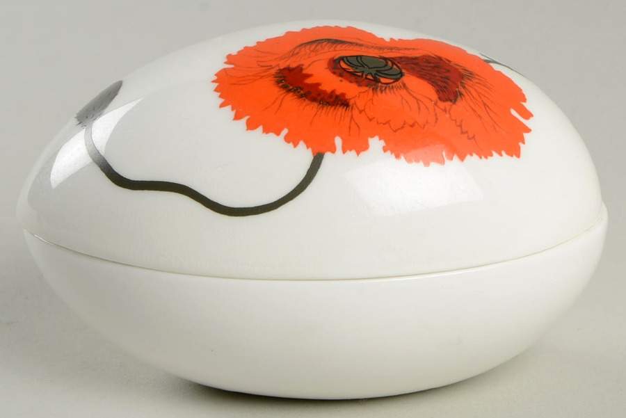 Cornpoppy (Susie Cooper) 4" Egg Box & Lid by Wedgwood-1