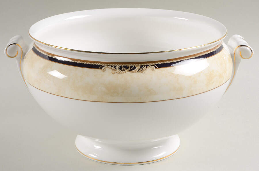 Cornucopia Tureen No Lid by Wedgwood-1
