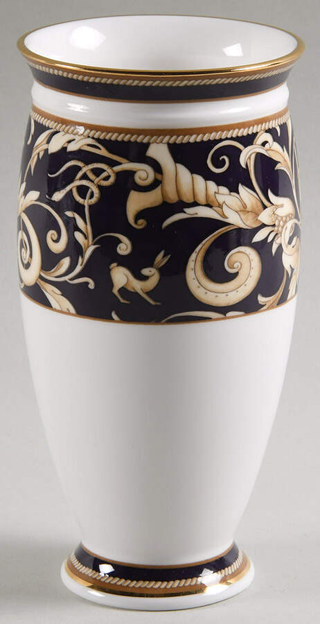 Cornucopia Elizabethan Vase by Wedgwood-1