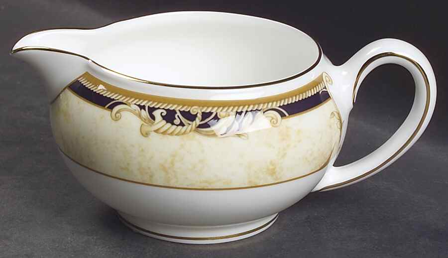 Cornucopia 146 Shape Creamer by Wedgwood-1