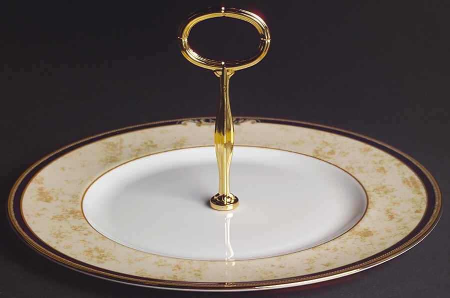 Cornucopia Round Serving Plate with Handle (DP) by Wedgwood-1