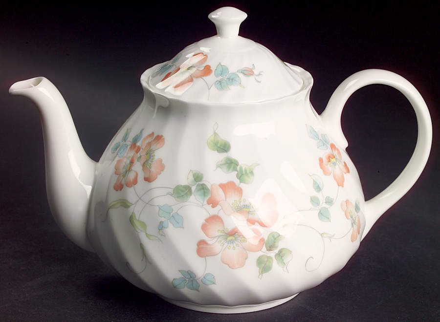 Cottage Rose Teapot & Lid by Wedgwood-1