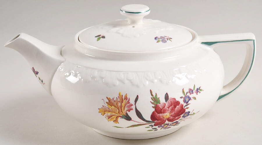 Cotswold Teapot & Lid by Wedgwood-1